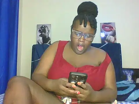 Snapshot of Montel_Montel_ chatting on March 2, 2025, 7:23 pm Montel Montel online show from March 2, 2025, 7:23 pm