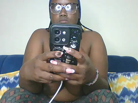 Snapshot of Montel_Montel_ chatting on November 15, 2025, 2:42 am Montel Montel online show from November 15, 2025, 2:42 am