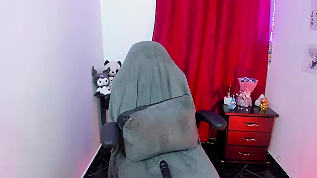 indra cam online show from December 22, 2024, 5:12 am