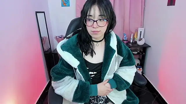 indra cam online show from March 5, 2025, 6:54 am