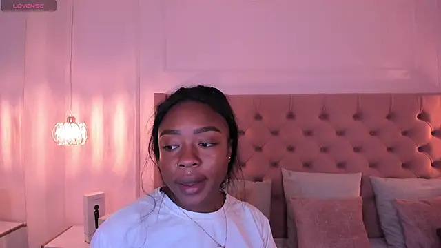 mia schwarz online show from January 14, 2025, 9:30 pm