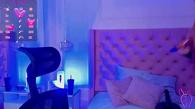 mia schwarz online show from September 15, 2025, 4:45 am