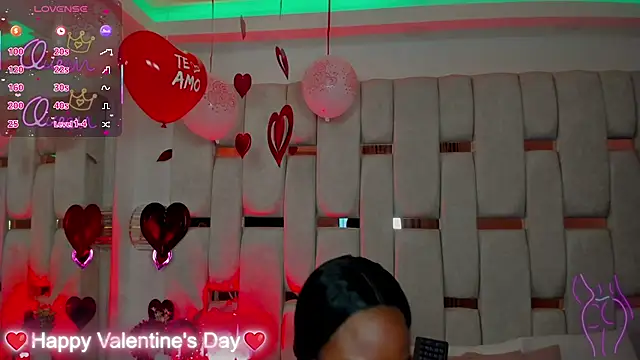 mia schwarz online show from February 15, 2026, 2:03 pm