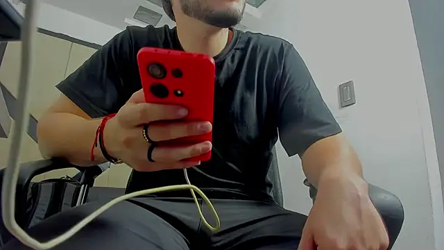 danielclarton1 online show from October 17, 2025, 12:01 am