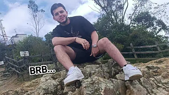 danielclarton1 online show from October 27, 2025, 10:58 pm