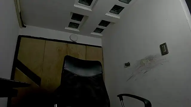 danielclarton1 online show from October 29, 2025, 11:06 pm