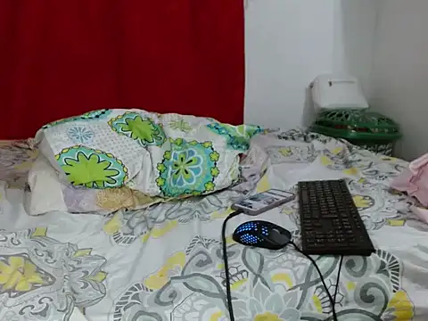 Mily pao1 online show from November 16, 2025, 1:11 am