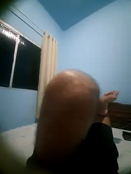 Snapshot of Zeus_Secret chatting on December 1, 2024, 9:26 pm Zeus Secret online show from December 1, 2024, 9:26 pm