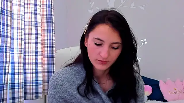 Snapshot of AniaGray chatting on February 7, 2025, 12:50 pm AniaGray online show from February 7, 2025, 12:50 pm
