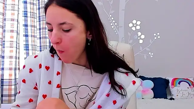 Snapshot of AniaGray chatting on February 15, 2025, 9:49 am AniaGray online show from February 15, 2025, 9:49 am