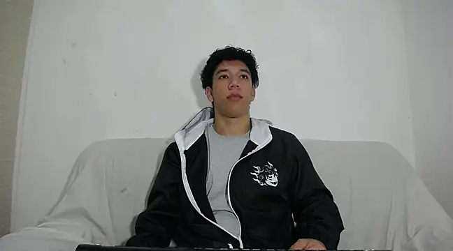 Snapshot of ethan_noir chatting on February 21, 2025, 6:15 pm ethan noir online show from February 21, 2025, 6:15 pm