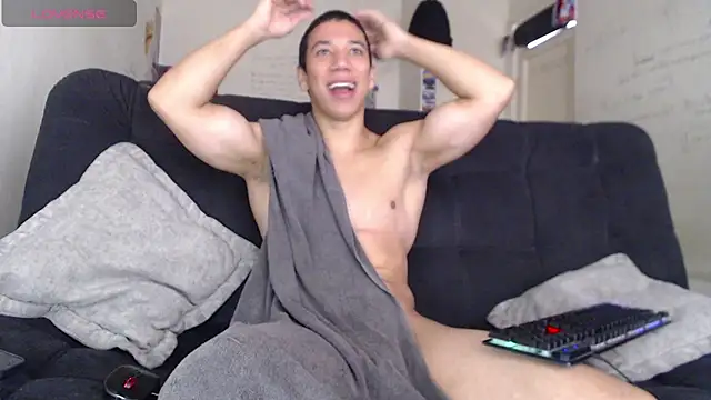 Snapshot of ethan_noir chatting on November 14, 2025, 1:10 pm ethan noir online show from November 14, 2025, 1:10 pm