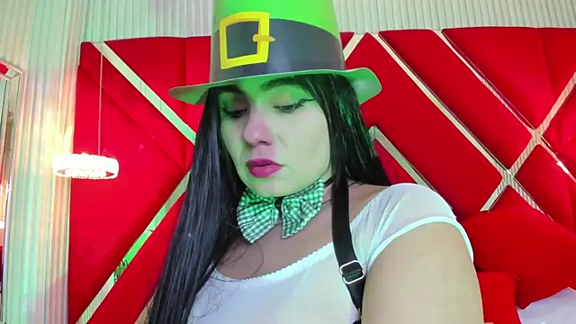 SusanCouper online show from March 18, 2026, 1:31 am