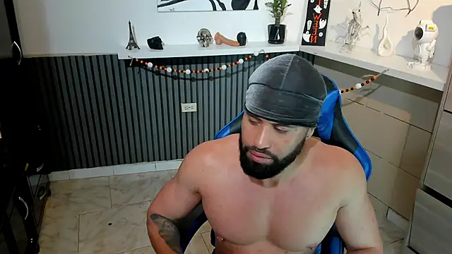 Snapshot of Daemon21 chatting on October 19, 2025, 12:00 am Daemon21 online show from October 19, 2025, 12:00 am