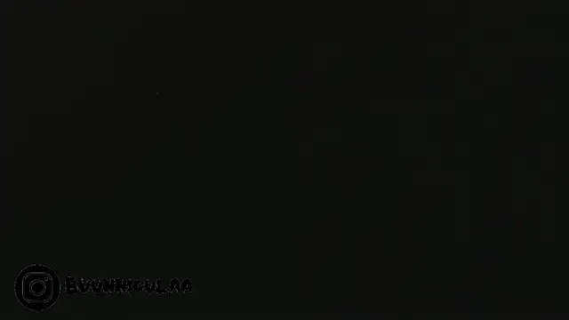 larissa01  online show from January 8, 2026, 5:04 pm