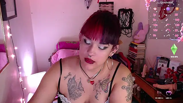 Snapshot of Ruby_Skywalker_ chatting on February 28, 2025, 8:07 pm Ruby Skywalker online show from February 28, 2025, 8:07 pm