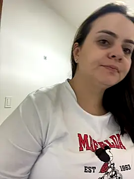 Im Amelia online show from October 23, 2025, 10:08 pm