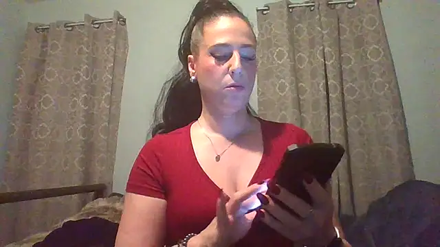 Audrey hotty online show from November 12, 2025, 10:41 pm