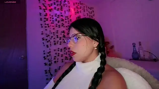 Adararose1 online show from September 8, 2025, 6:07 pm