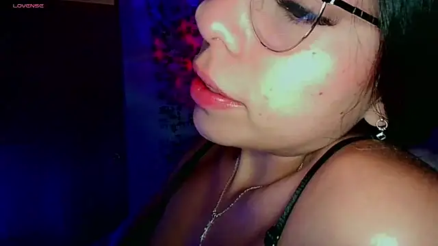 Adararose1 online show from October 2, 2025, 7:32 pm