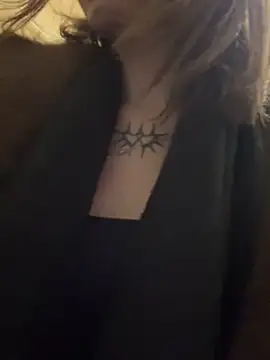 Snapshot of Street_young chatting on February 21, 2025, 3:21 pm Street young online show from February 21, 2025, 3:21 pm