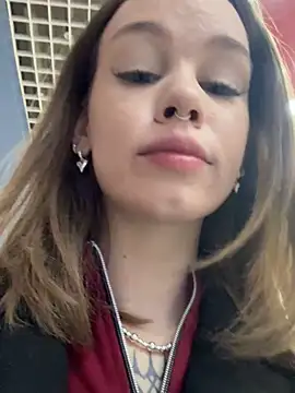 Snapshot of Street_young chatting on March 16, 2025, 11:38 am Street young online show from March 16, 2025, 11:38 am