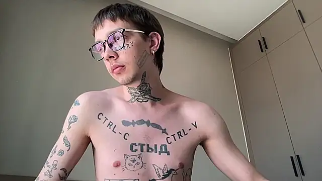 anahori  simon online show from February 18, 2026, 2:40 am