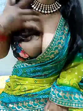 Snapshot of Savita_hotmom chatting on March 22, 2025, 12:49 am Savita hotmom online show from March 22, 2025, 12:49 am