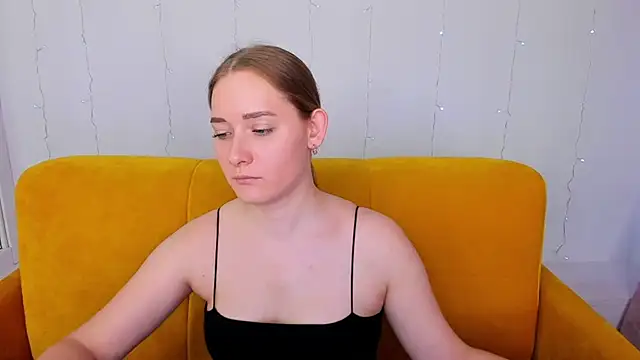 Snapshot of AlinaVice chatting on March 20, 2025, 7:58 am AlinaVice online show from March 20, 2025, 7:58 am