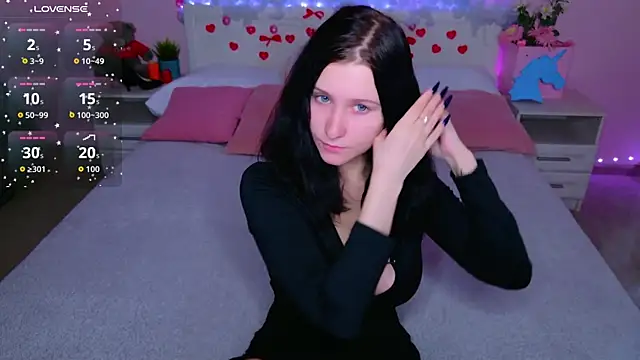 SarahStanley online show from February 26, 2026, 4:06 pm