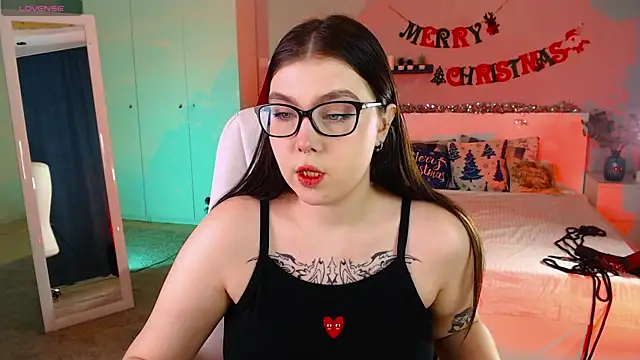 Snapshot of Arizonaa_Muse chatting on December 11, 2024, 12:23 pm Arizonaa Muse online show from December 11, 2024, 12:23 pm