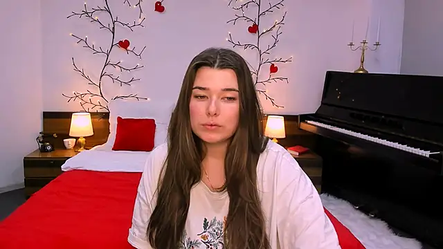 Snapshot of _Sun_Shy_ chatting on March 2, 2025, 5:01 am Sun Shy online show from March 2, 2025, 5:01 am
