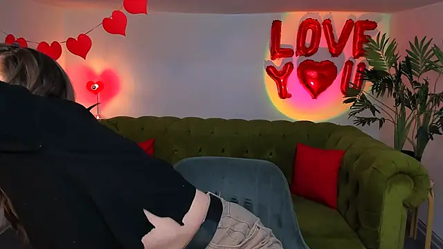 Snapshot of _Sun_Shy_ chatting on March 7, 2025, 9:07 am Sun Shy online show from March 7, 2025, 9:07 am