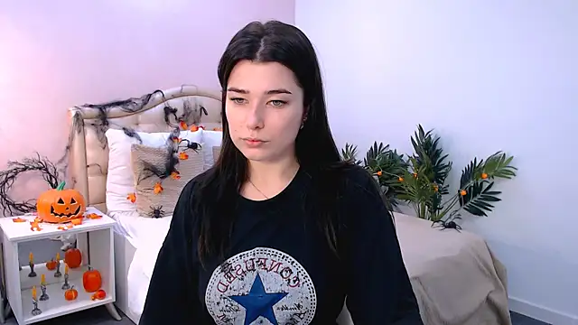  Sun Shy  online show from November 4, 2025, 1:21 pm