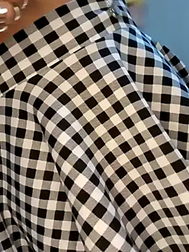 Lanna hott  online show from December 29, 2024, 6:05 pm