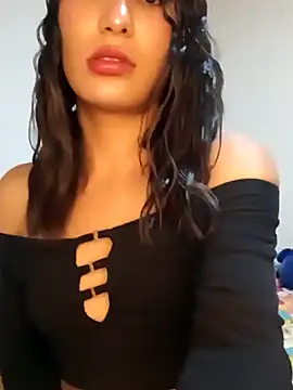 Lanna hott  online show from January 17, 2025, 6:23 pm