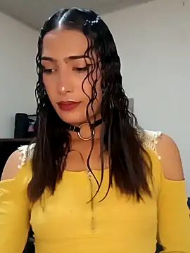 Lanna hott  online show from March 11, 2025, 2:51 pm