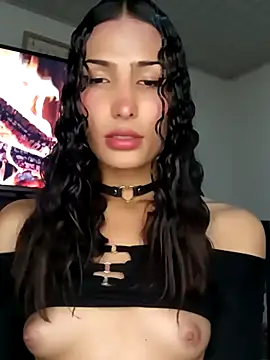 Lanna hott  online show from November 21, 2025, 11:25 pm