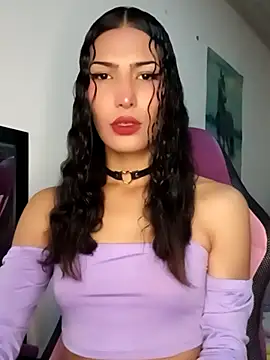 Lanna hott  online show from January 18, 2026, 1:15 pm