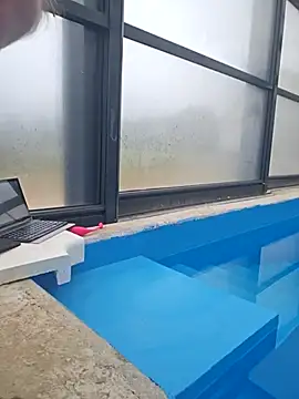 Supertitten95DD online show from October 4, 2025, 8:23 am