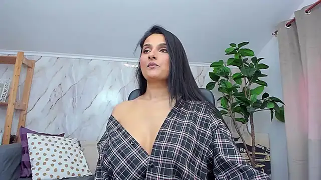 JennaPrice online show from April 14, 2026, 2:23 pm