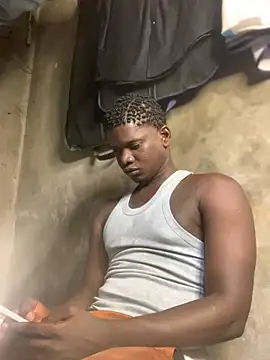 Snapshot of bad-boy-2002 chatting on February 6, 2026, 11:13 am bad-boy-2002 online show from February 6, 2026, 11:13 am