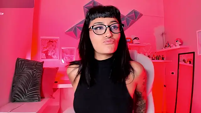 Valkiria ponce online show from November 20, 2025, 5:29 am