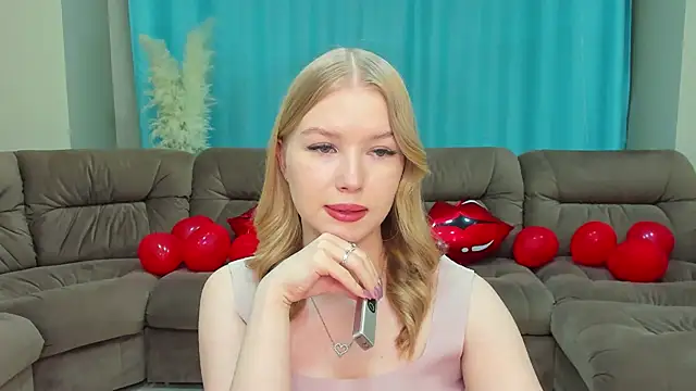 shy  lady online show from February 10, 2025, 10:09 pm