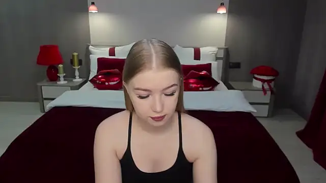 shy  lady online show from March 10, 2025, 6:23 pm