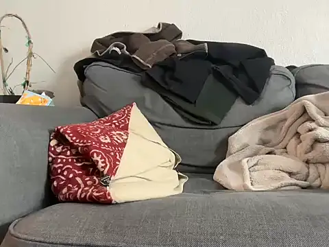 shanepuck33 online show from February 8, 2025, 3:53 pm