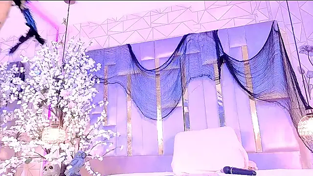 samarajhonson online show from October 23, 2025, 9:57 pm