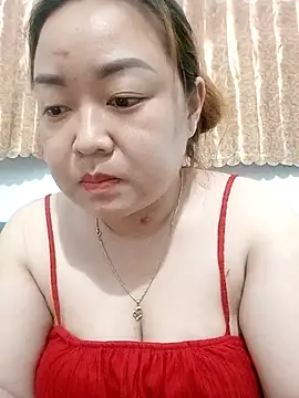 VyOanh2K online show from October 2, 2025, 4:14 pm