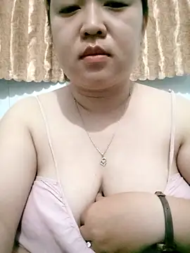 VyOanh2K online show from December 3, 2025, 3:32 pm