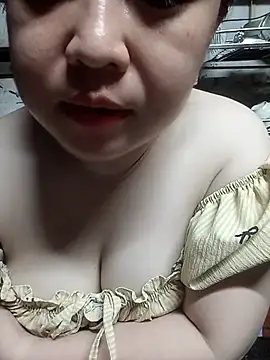VyOanh2K online show from May 13, 2026, 3:42 pm